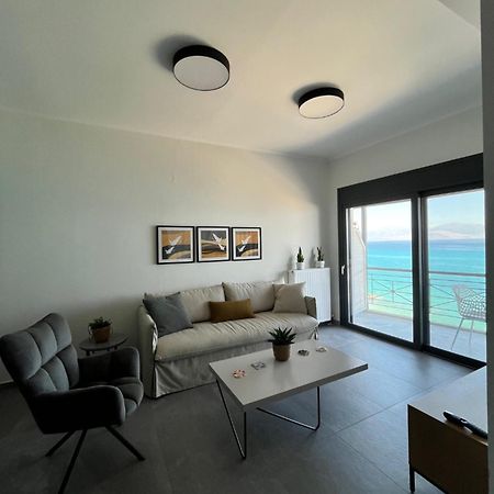 Christellie Luxury Apartment Kiáton Exterior foto